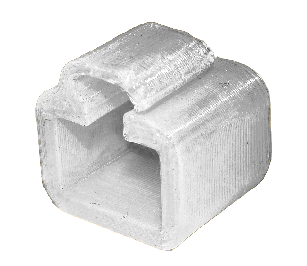 半透明の白色はハッカ飴のよう。涼し気できれい！